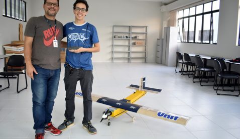Jovem inventor é reconhecido com o prêmio FAPITEC