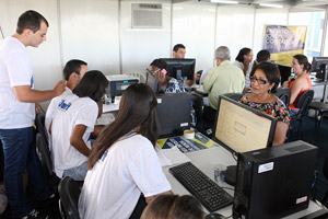 Projeto Jovem Contador auxilia na elaboração de IRPF