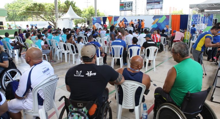 As disputas no halterofilismo abriram oficialmente a programação de competições do Circuito Brasil Loterias Caixa 2018 na Unit
