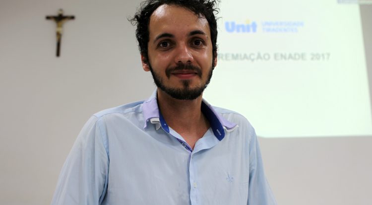 O primeiro lugar geral coube ao egresso de Pedagogia EAD, João Paulo de Andrade Nascimento