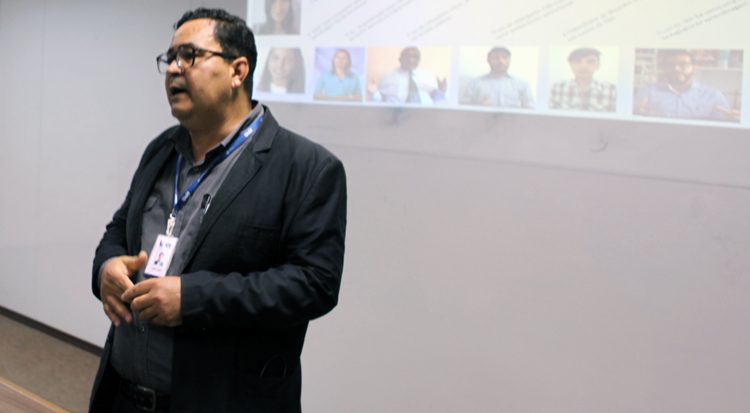 O professor João Lago fala sobre o curso e destaca a importância do mesmo