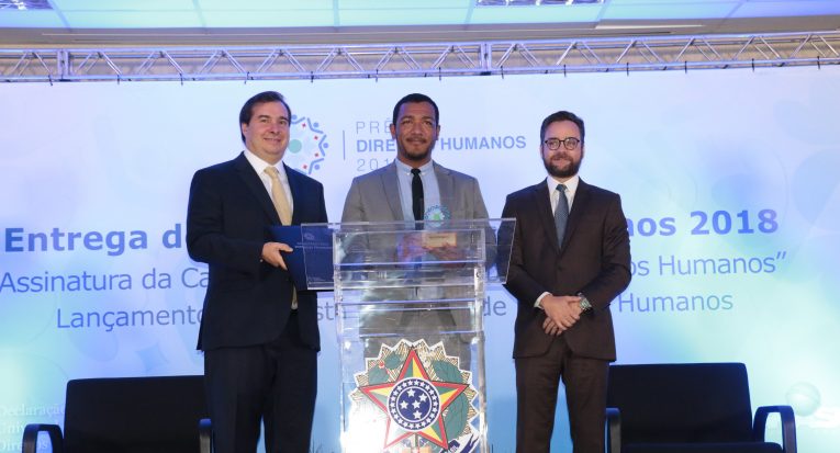 Presidente em exercício, Rodrigo Maia, Dr. Ilzver Matos e o ministro Gustavo Rocha - Foto Luiz Alves/MDH