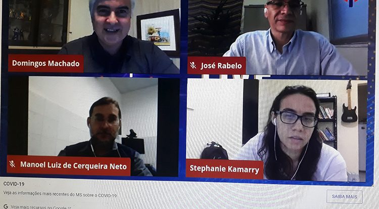 No sentido horário, os professores Domingos, Rabelo, Manoel Luiz e Stephanie Kamarry