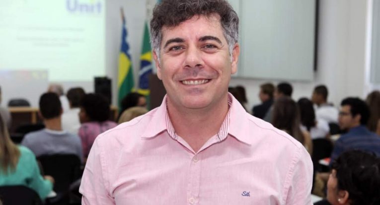 Cristiano Ferronato  - Coordenador do Programa de Pós graduação em Educação da Universidade Tiradentes