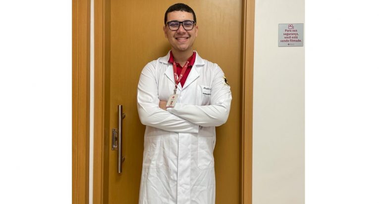 André Luís do Nascimento Gomes- Farmacêutico 