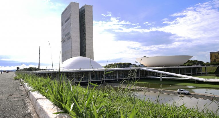 Fachada do Palácio do Congresso Nacional, em Brasília, com destaque para o Senado Federal (Pedro França/Agência Senado)