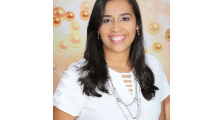 Jamile Santana Teles- Psicóloga, professora da Unit e doutora em Saúde e Ambiente.