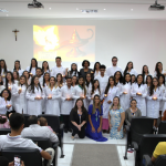 Unit realiza Cerimônia da Lâmpada, que conecta história e inspiração para o futuro da Enfermagem