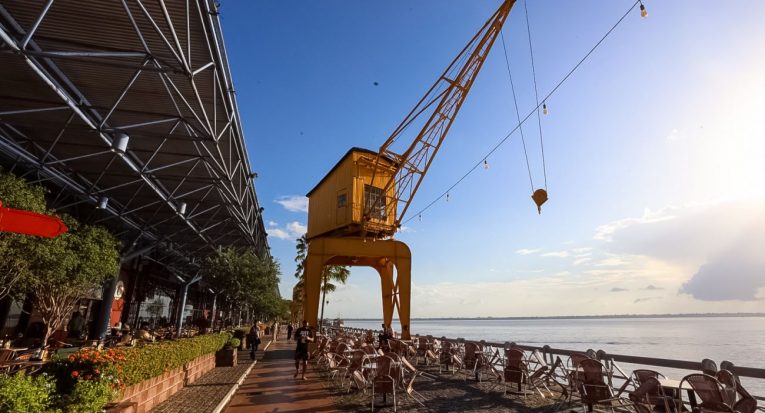 A Estação das Docas, construída a partir de armazéns do antigo porto de Belém (PA), é um exemplo de áreas históricas revitalizadas nas cidades (Alex Ribeiro/Agência Pará)
