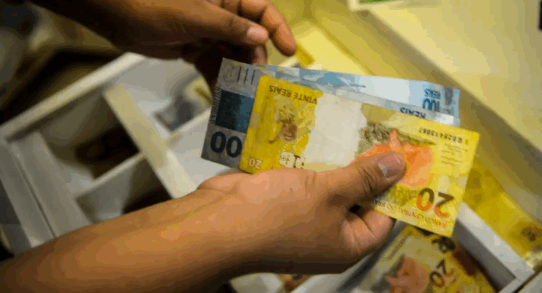 A Reforma Tributária vai unificar os impostos cobrados no Brasil em pelo menos três grandes tributos, a partir de 2027 (Marcello Casal Jr/Agência Brasil)