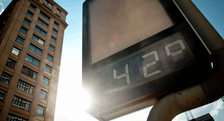 As ondas de calor são períodos com temperaturas muito acima do normal, que se prolongam por vários dias e fora da época habitual. (Marcelo Camargo/Agência Brasil)