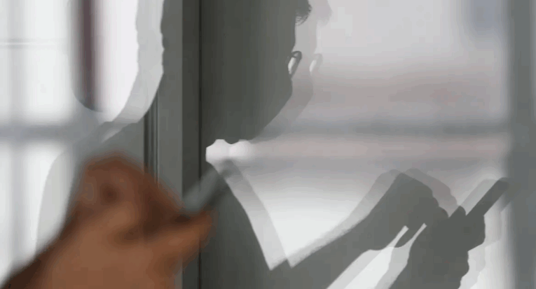 Existe uma diversidade de golpes praticados atualmente nos meios digitais, mas todos têm a engenharia social como uma característica em comum (Tânia Rêgo/Agência Brasil)