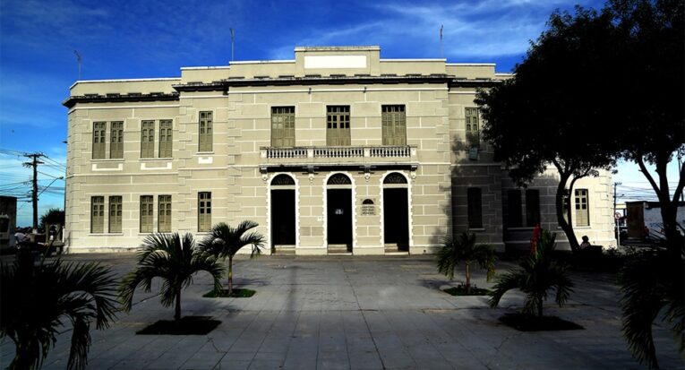 Conhecido como “Cinema do Centro”, o espaço funciona dentro do Centro Cultural de Aracaju, que promove outras atividades culturais no centro da capital (Divulgação/Cine Walmir Almeida)